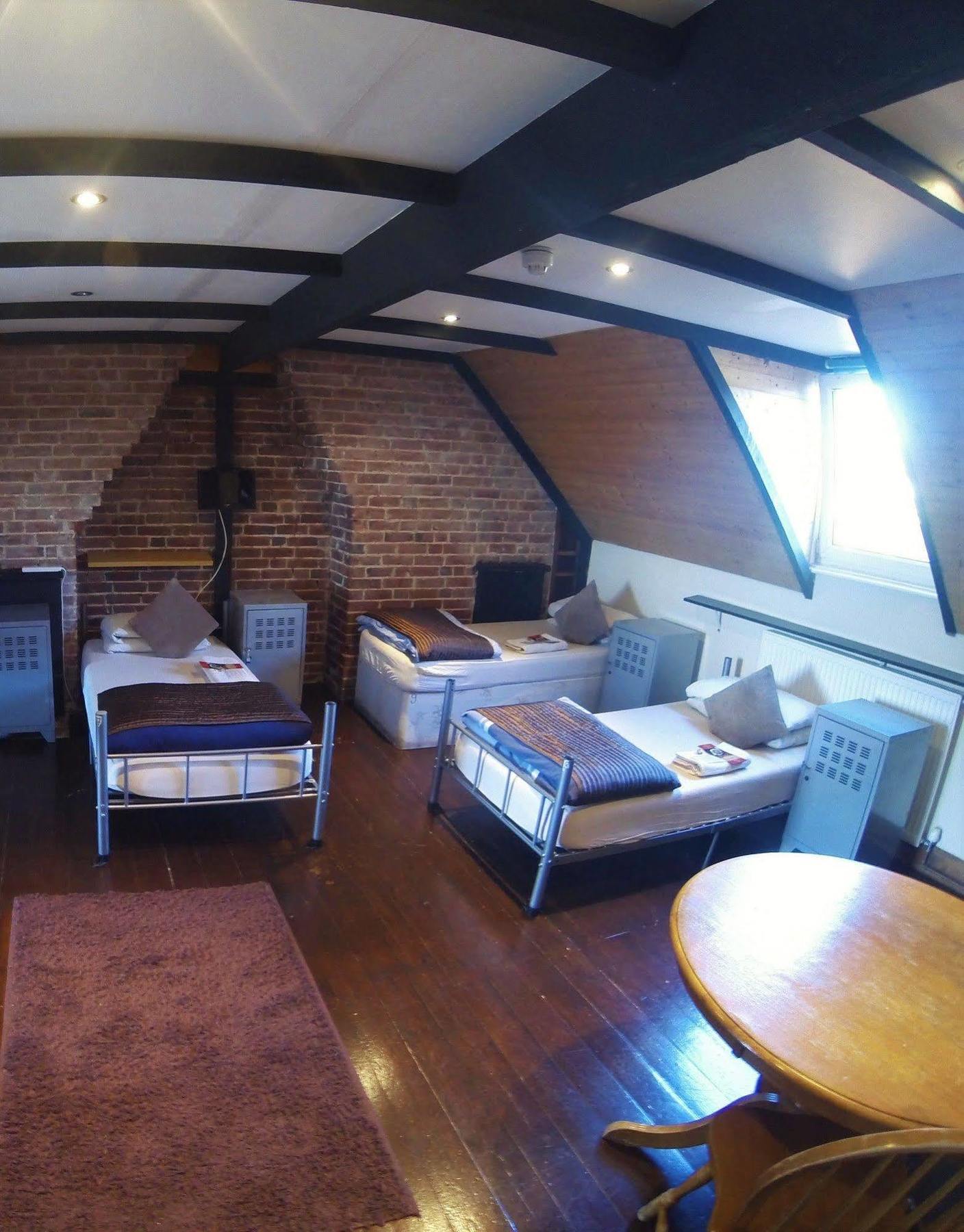 Kipps Backpackers Canterbury Eksteriør bilde