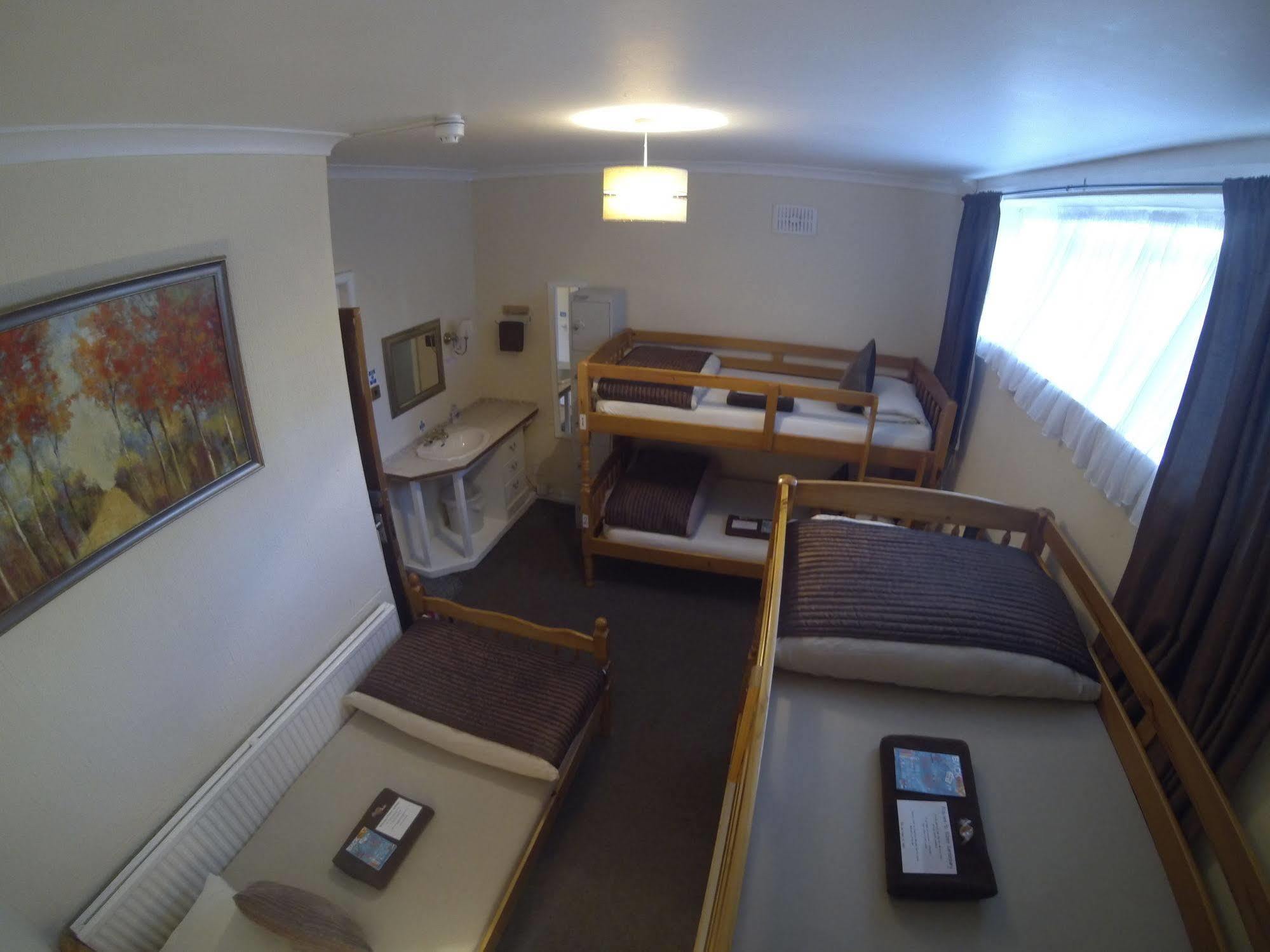 Kipps Backpackers Canterbury Eksteriør bilde